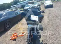 2017 Harley-Davidson FLHX photo