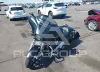 2017 Harley-Davidson FLHX фото