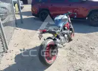 2017 Ducati Monster фото