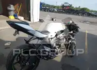 2017 Kawasaki ZX636 фото