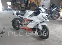 2017 Kawasaki ZX636 фото
