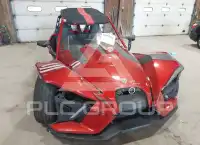 2017 Polaris Slingshot фото