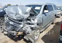 2017 Chevrolet Suburan фото