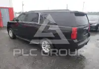 2017 Chevrolet Suburan photo