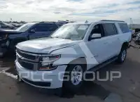 2017 Chevrolet Suburan photo