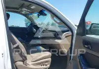 2017 Chevrolet Suburan photo