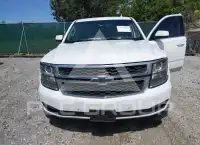 2017 Chevrolet Suburan photo