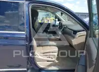 2017 Chevrolet Suburan фото