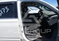 2017 Chevrolet Suburan photo