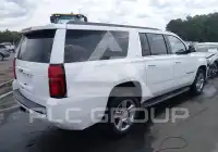 2017 Chevrolet Suburan фото