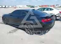 2017 Chevrolet Camaro фото