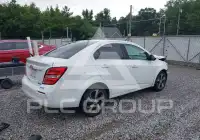 2017 Chevrolet Sonic фото