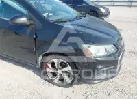 2017 Chevrolet Sonic фото