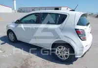 2017 Chevrolet Sonic фото