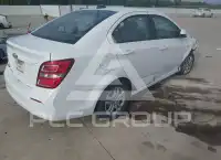 2017 Chevrolet Sonic фото