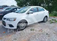 2017 Chevrolet Sonic фото