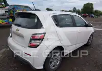 2017 Chevrolet Sonic фото