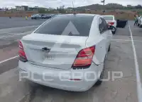 2017 Chevrolet Sonic фото