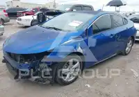 2017 Chevrolet Volt photo