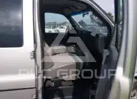 2017 Chevrolet Express фото