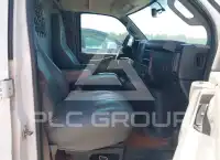 2017 Chevrolet Express фото