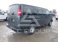 2017 Chevrolet Express photo