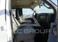2017 Chevrolet Express photo