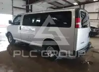 2017 Chevrolet Express фото