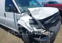 2017 Chevrolet Express фото