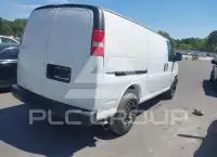 2017 Chevrolet Express photo