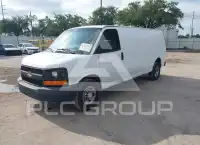 2017 Chevrolet Express фото