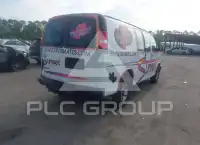 2017 Chevrolet Express фото