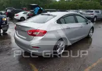 2017 Chevrolet Cruze photo