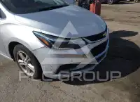 2017 Chevrolet Cruze photo