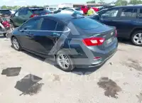2017 Chevrolet Cruze photo