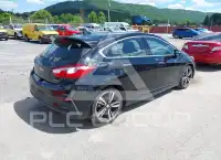 2017 Chevrolet Cruze photo