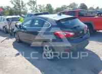 2017 Chevrolet Cruze photo