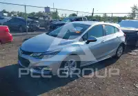 2017 Chevrolet Cruze photo