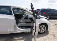 2017 Chevrolet Cruze фото