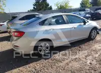 2017 Chevrolet Cruze photo