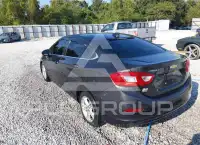2017 Chevrolet Cruze photo