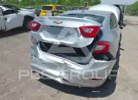 2017 Chevrolet Cruze photo