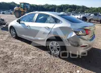 2017 Chevrolet Cruze photo
