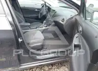 2017 Chevrolet Cruze photo