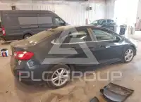 2017 Chevrolet Cruze photo