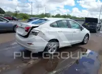 2017 Chevrolet Cruze photo