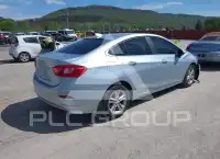 2017 Chevrolet Cruze photo