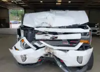 2017 Chevrolet Silverado фото