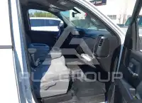 2017 Chevrolet Silverado фото
