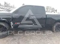 2017 Chevrolet Silverado фото
